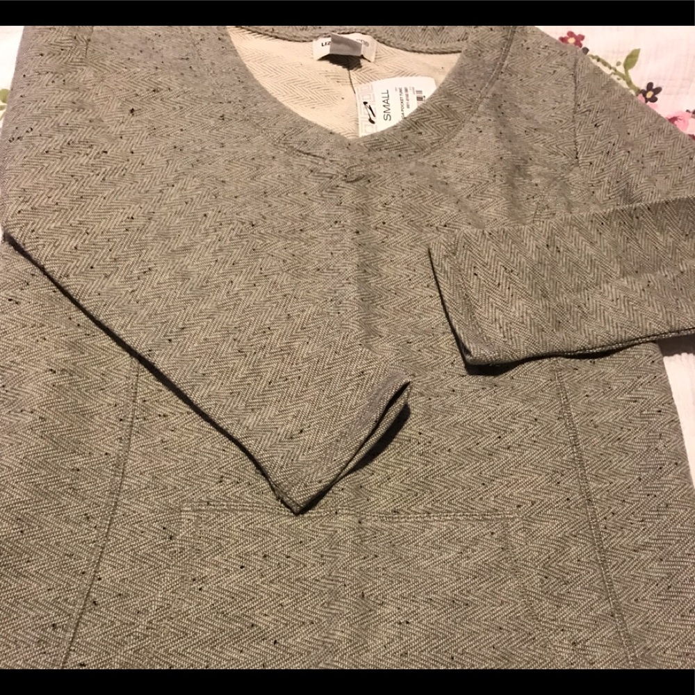 LIZ Claiborne Weekend NWT  KANGAROO POCKET TUNIC - Picture 7 of 8